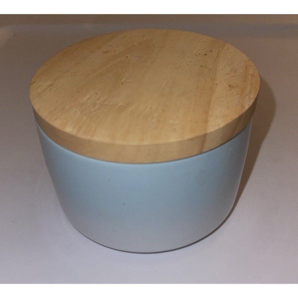 Rachael Ray™ ~ 9 oz ~ Ceramic Salt and Spice Cellar ~ Blue Ombre ~ 3.5" x 4.7"